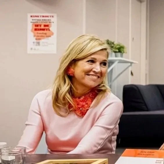 Queen Maxima visits Strong Neighborhood Connectors in Roermond