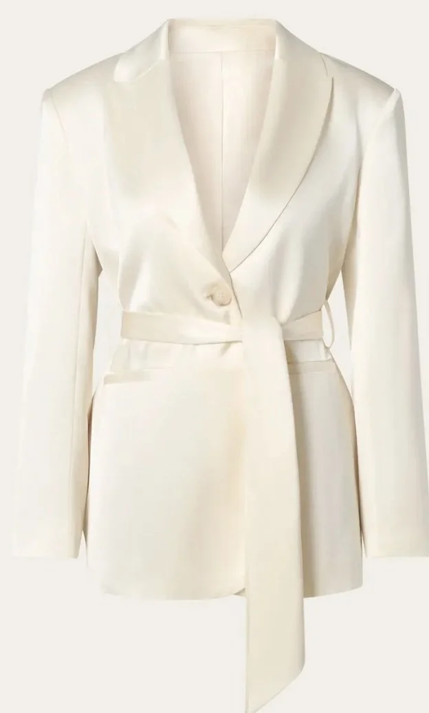 By Malina Liv Blazer