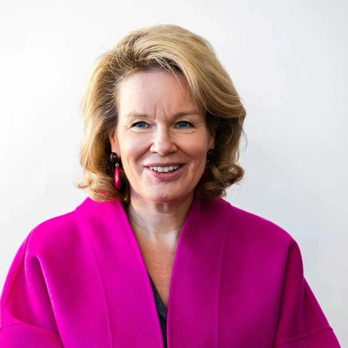 Queen Mathilde visits Suicide Prevention Center in Brussels