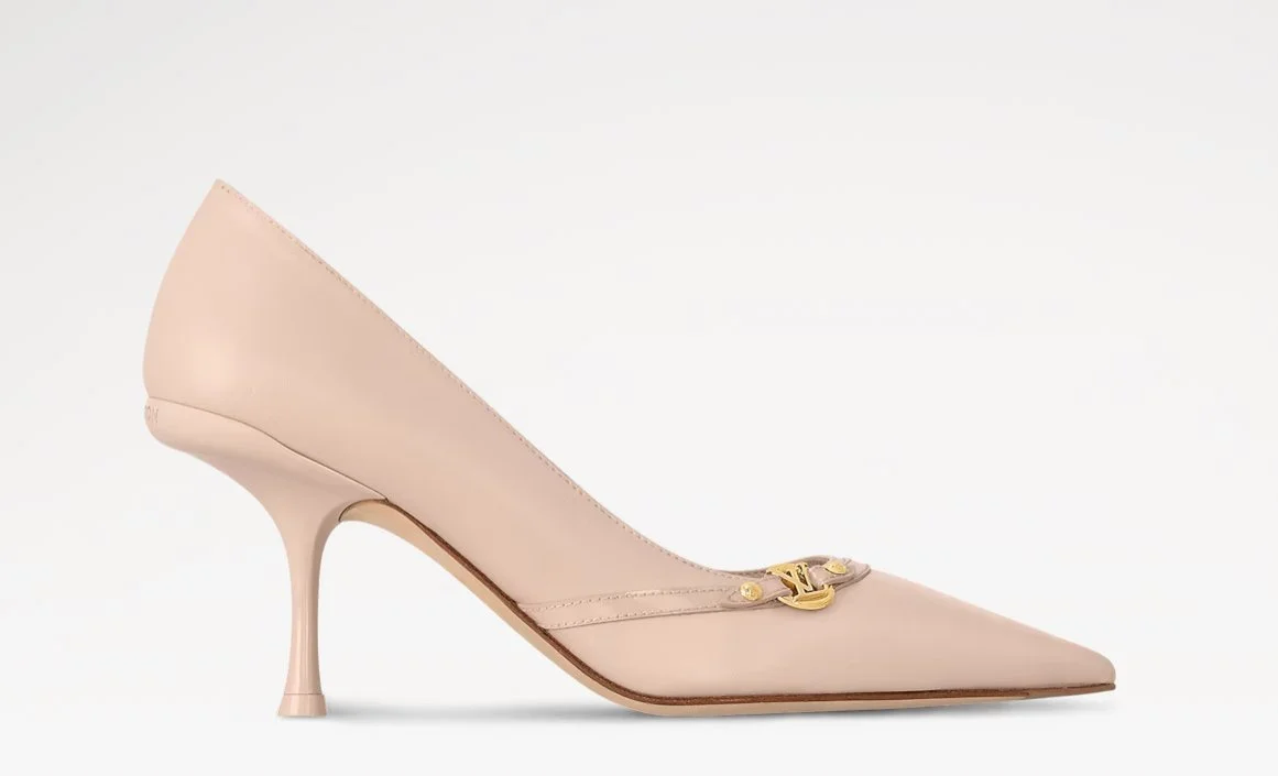 Louis Vuitton 6AM Pumps in Nude Leather