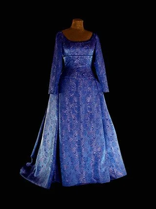 dress_2005.jpg