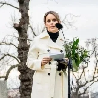 Princess Sofia marks 200th anniversary of the Rosendal Vase
