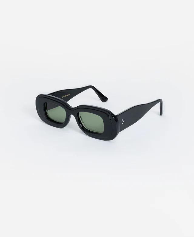 Musu Vision Sunglasses in Onyx.png