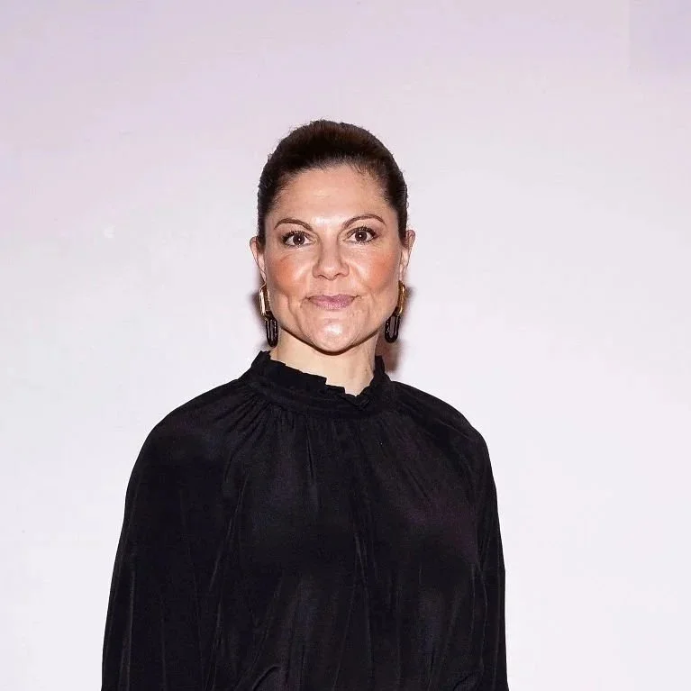 Crown Princess Victoria attends Royal Academy of Fine Arts’ annual ceremonial meeting