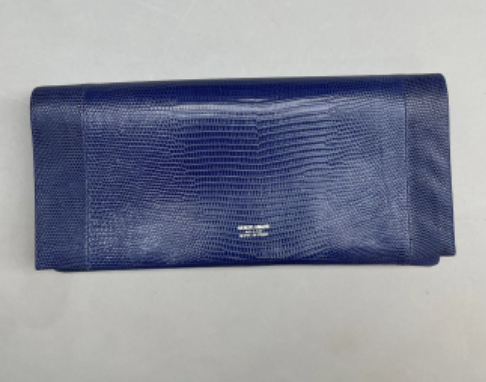 Giorgio Armani clutch.png