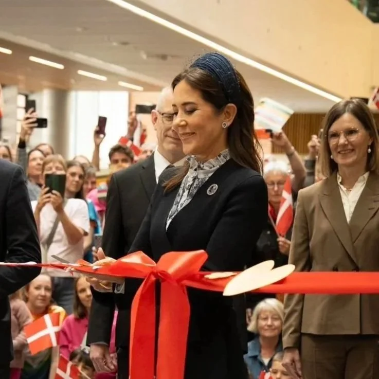Queen Mary opens Aalborg University Hospital