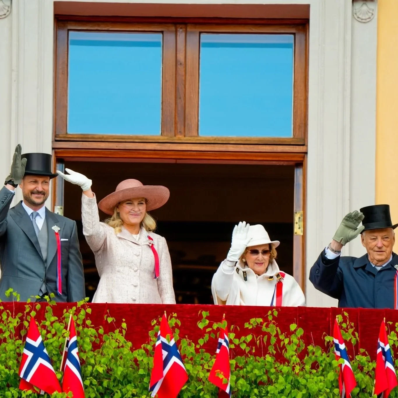 Norwegian Royal Family celebrates Constitution Day