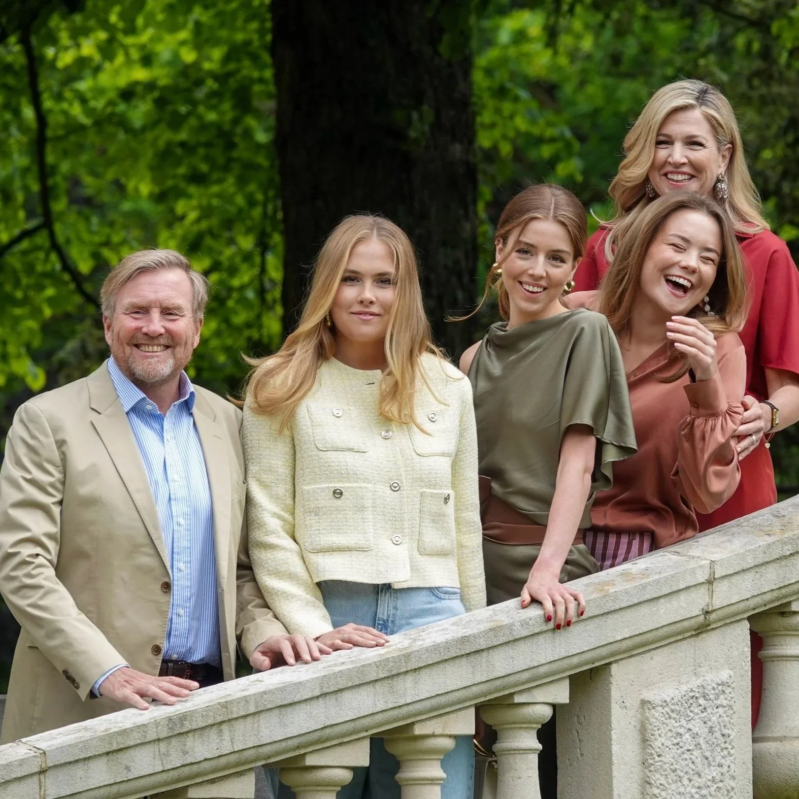 Dutch Royal Family poses for summer photo session