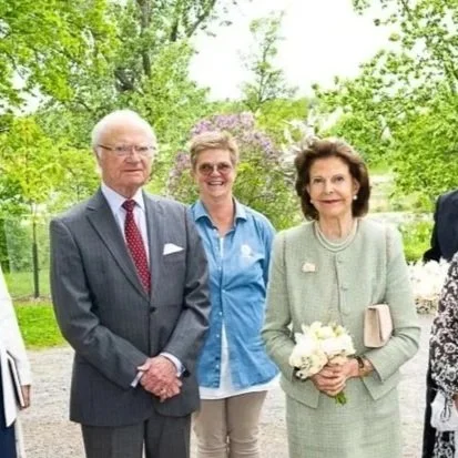 King Carl Gustaf and Queen Silvia attend Friends of the Artists annual celebration