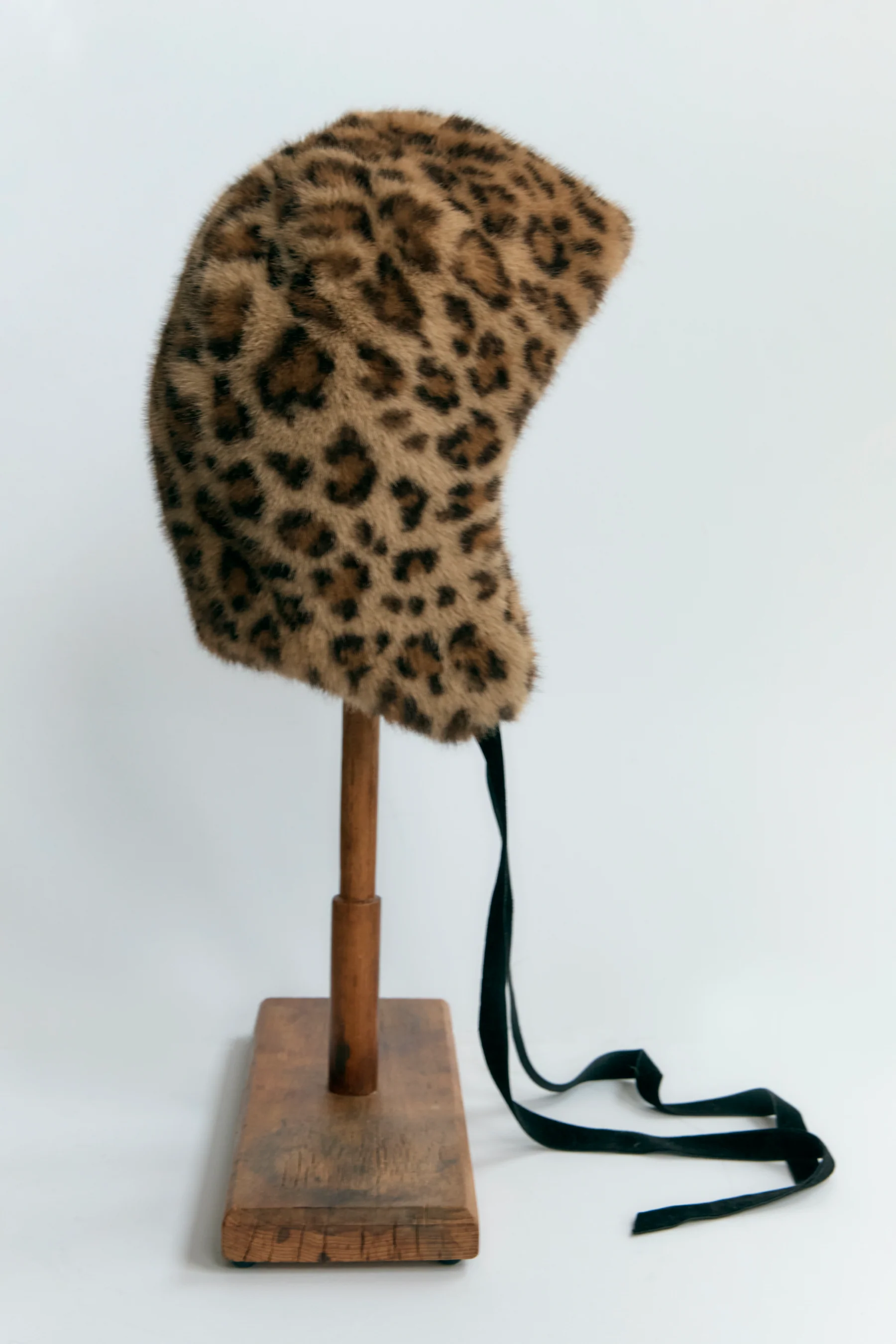Rachel Bakewell x Queens of Archive The Josephine Bonnet.png