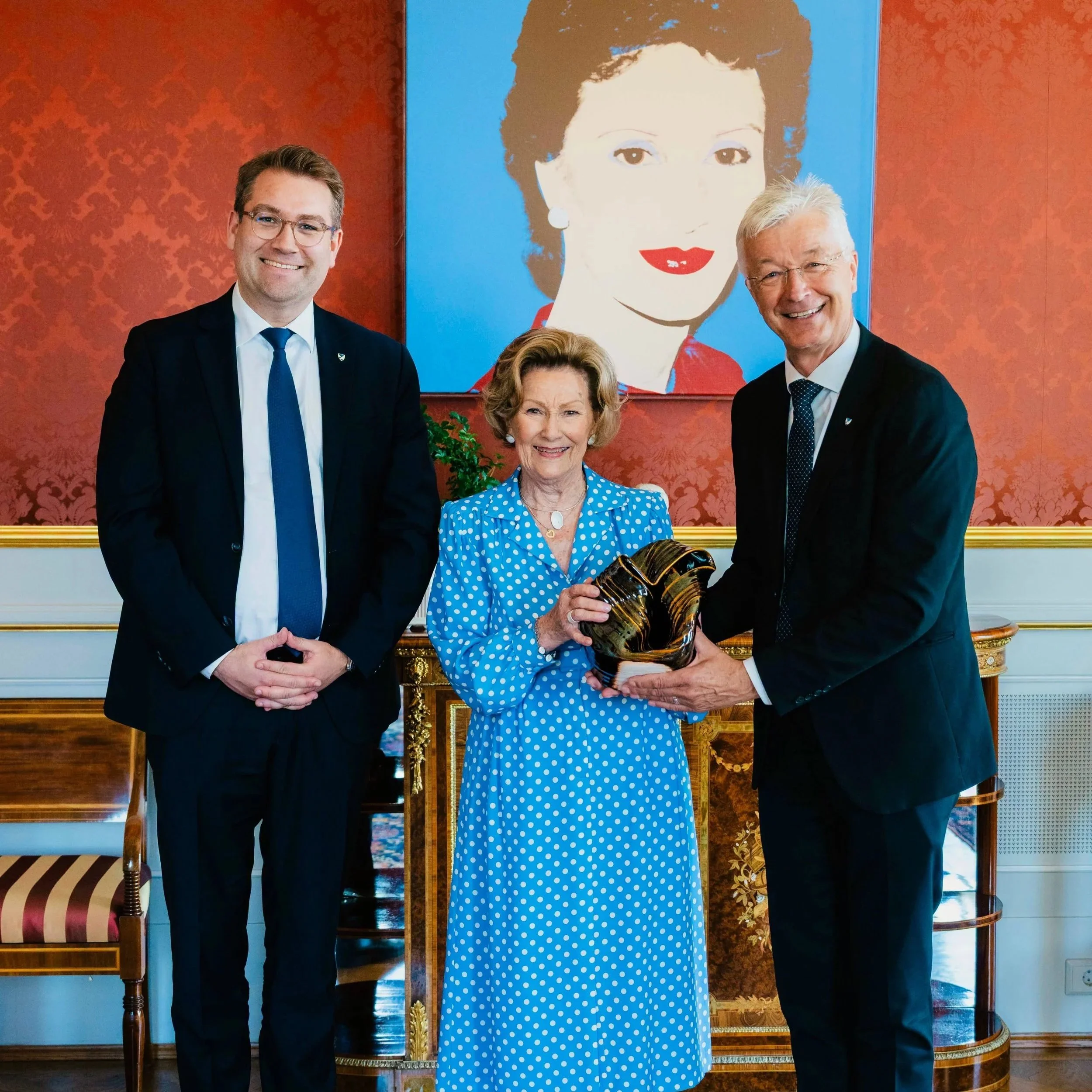 Queen Sonja receives Cultural Award for Vestland 2025