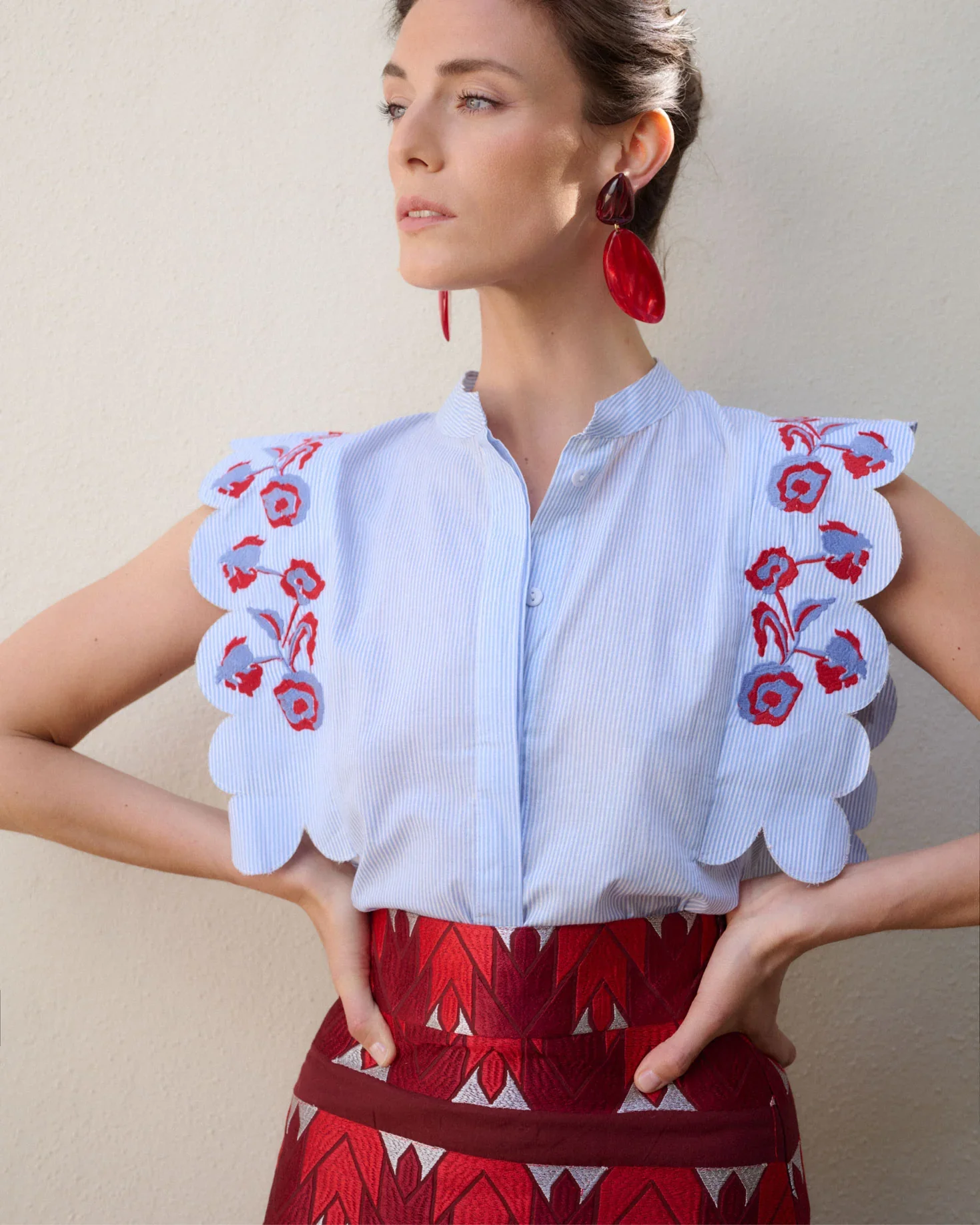 IQ Collection Anna Shirt in Blue Embroidered