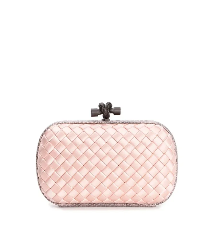 Bottega-Veneta-Pink-Knot-Clutch-Bag-Cruise-2015.webp