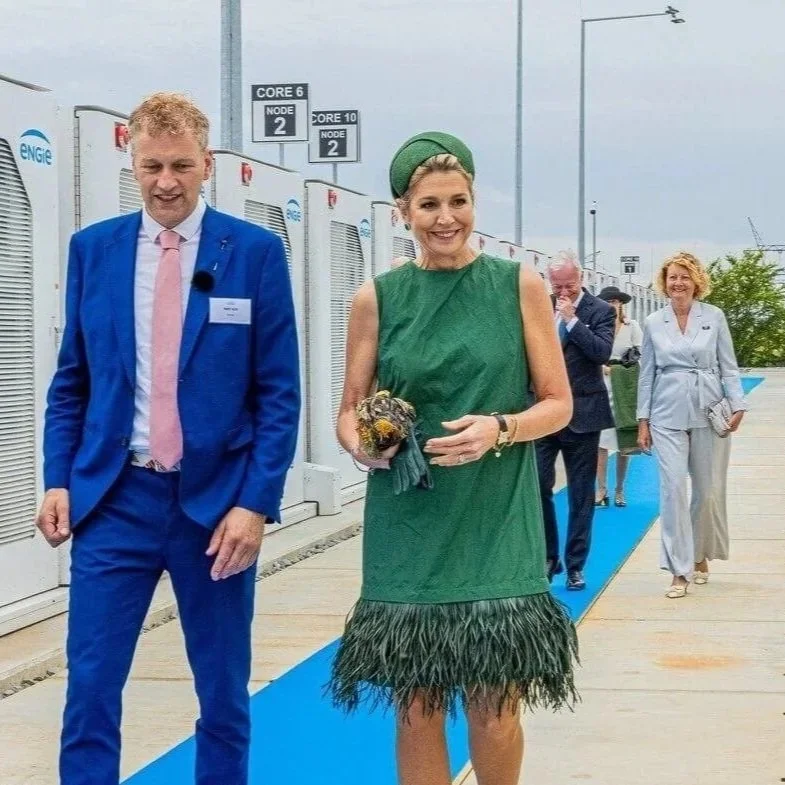 Queen Maxima opens new Battery Park at Maxima power plant
