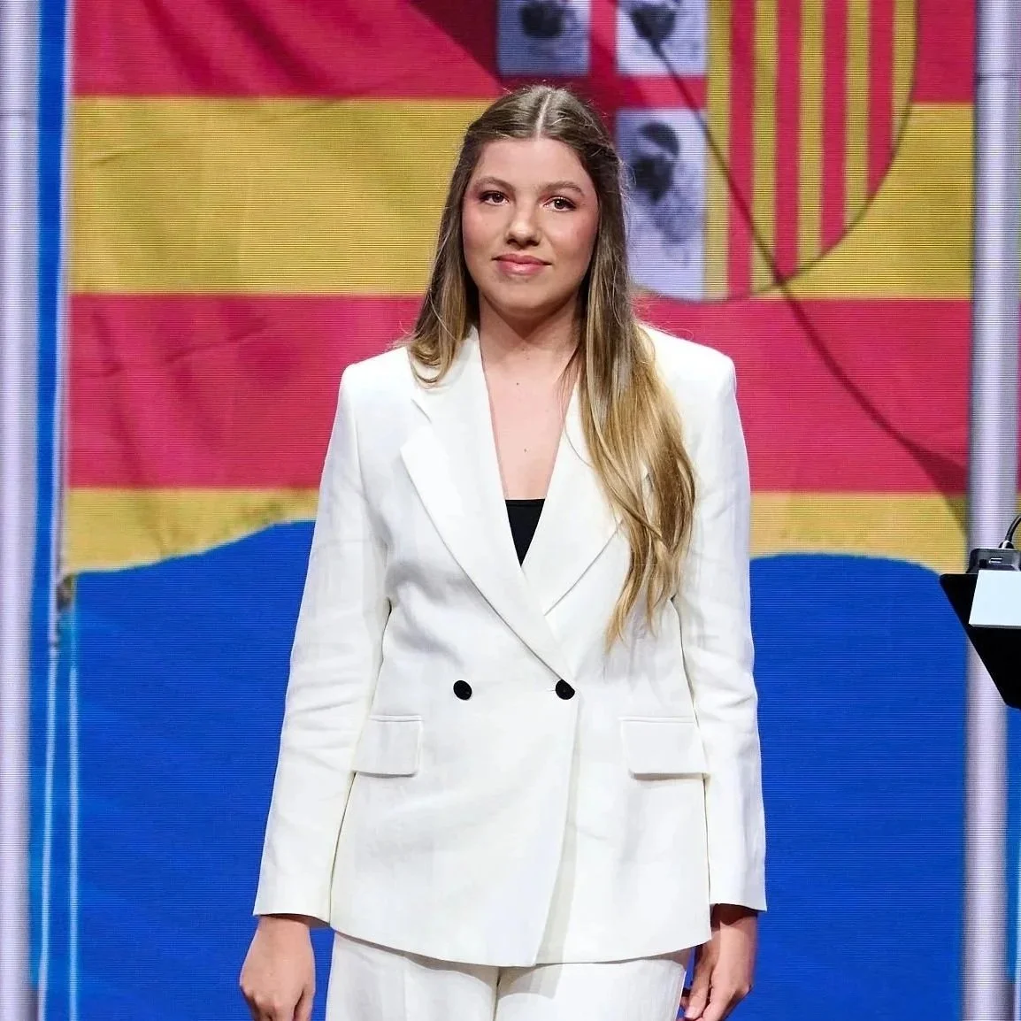 Infanta Sofia presents Ibercaja Foundation's "Leading Teachers" grants