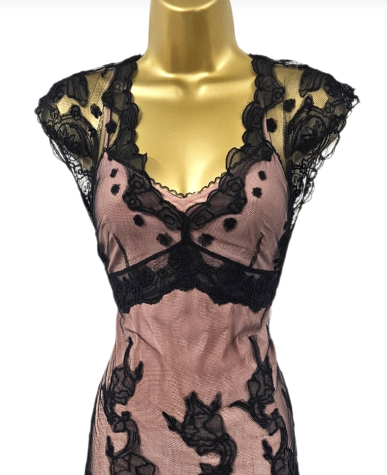 Karen Millen.png