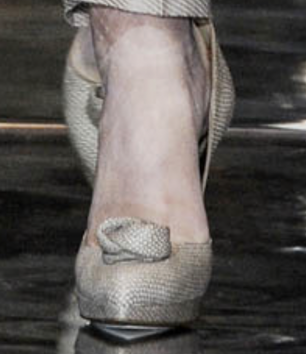 Armani Privé Knot Detail Pumps
