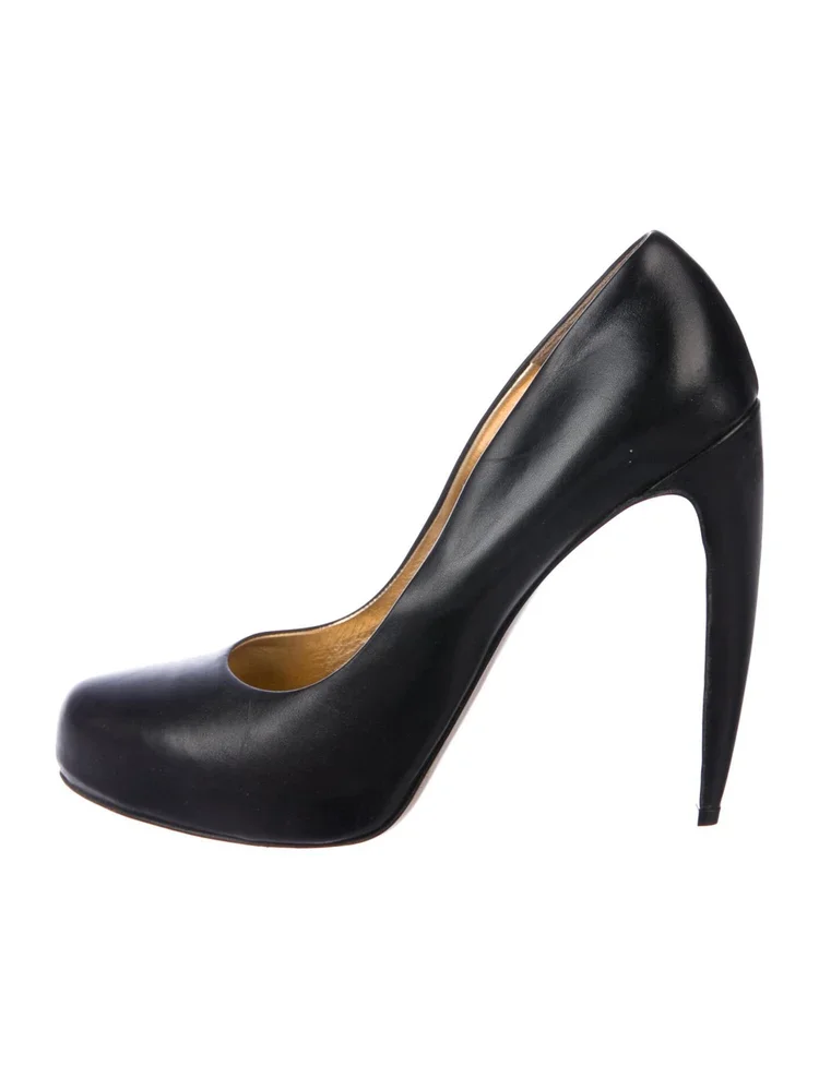 Walter Steiger Curved Heel Pumps in Nude Suede