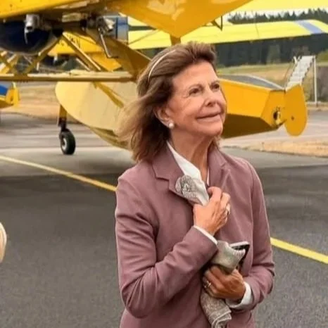 Queen Silvia meets Swedish Civil Defence Agency personnel in Belgium