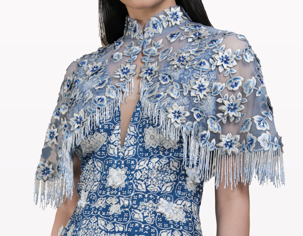 Yeomama Batik Embellished Cape