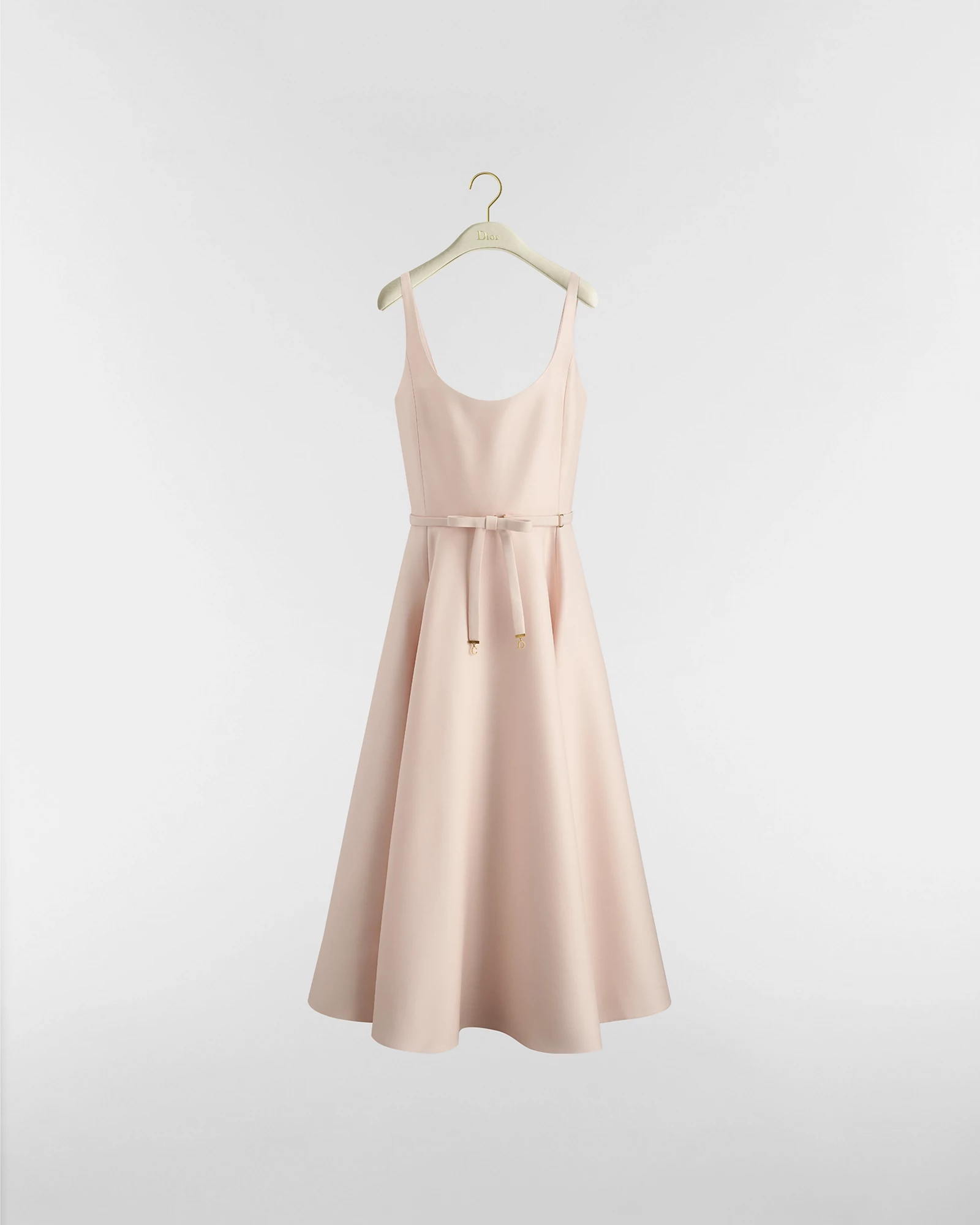 Christian Dior Mid-Length Bow-Belted Dress in White Wool and Silk.png