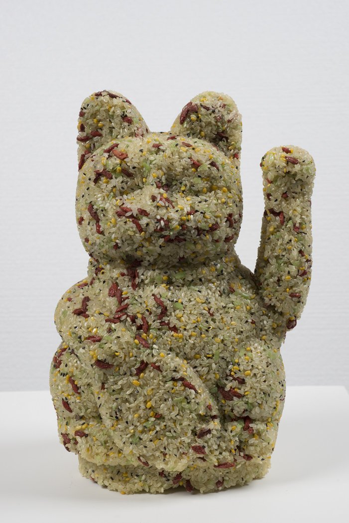 Macrobiotic Sculpture 1 (lucky cat)