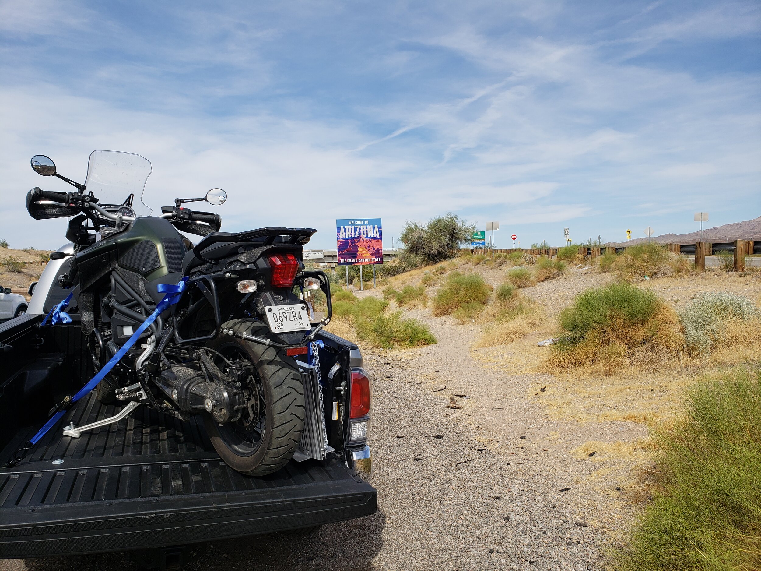 ArizonaSignInTruck.jpg