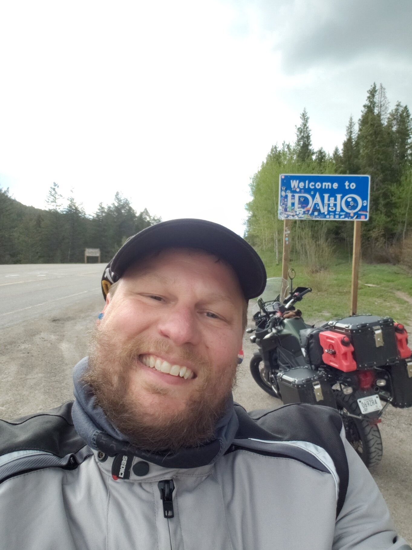 IdahoSignSelfie.jpg