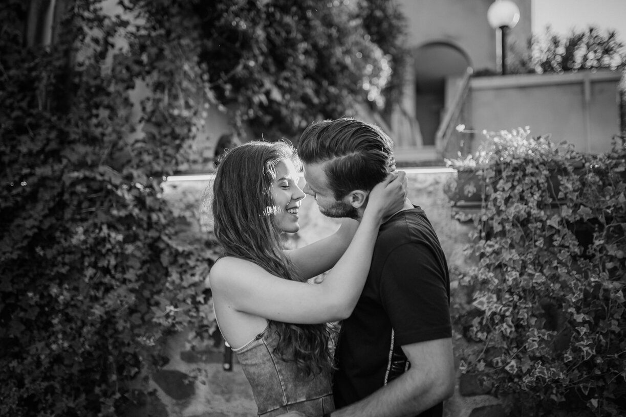 Couple photoshoot lake Garda Sirmione (54 of 80).jpg