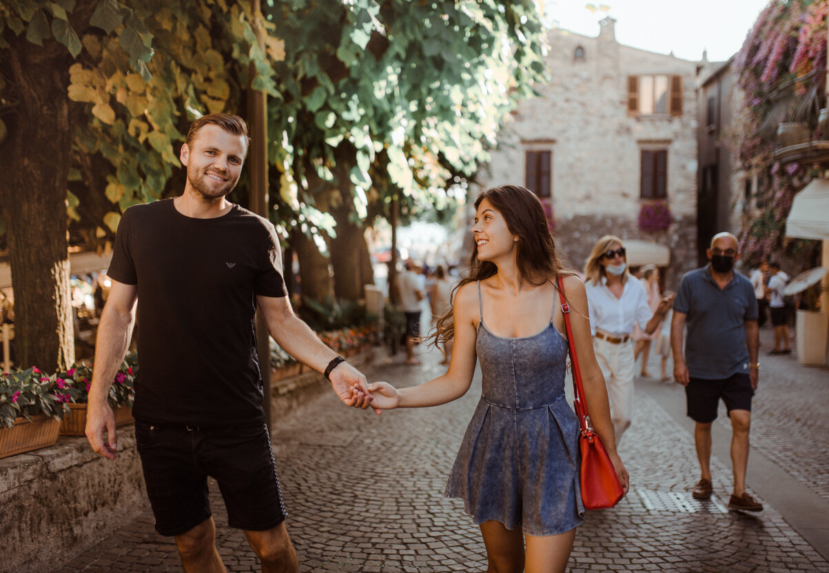 Couple photoshoot lake Garda Sirmione (74 of 80).jpg