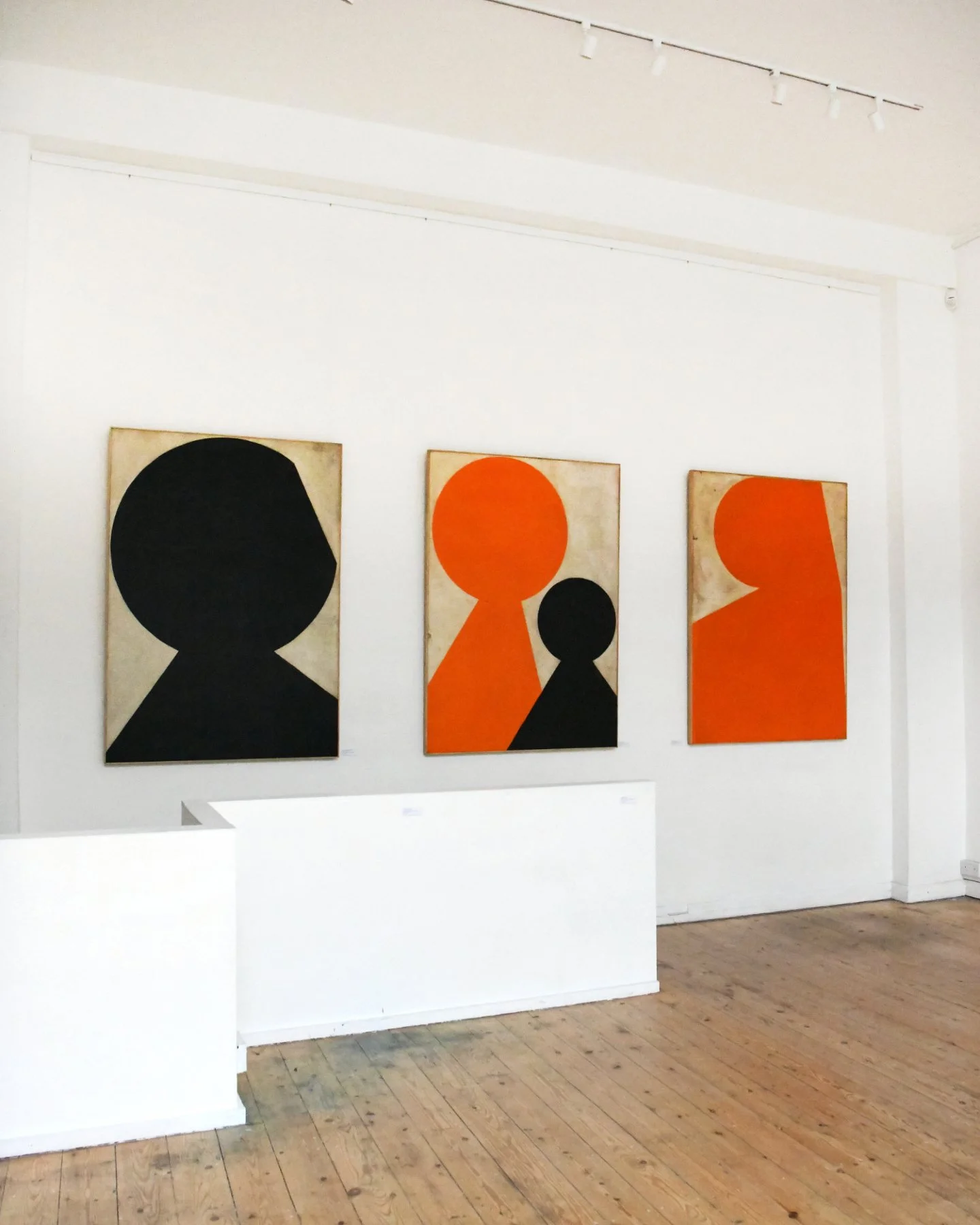 Looking for a cute Valentine&rsquo;s weekend date idea? 💌

Why not pop by the gallery and take a closer look at the stunning new works in Mark Charlton&rsquo;s solo show The Stillness Between.

Come in and discover the striking forms, layered surfac