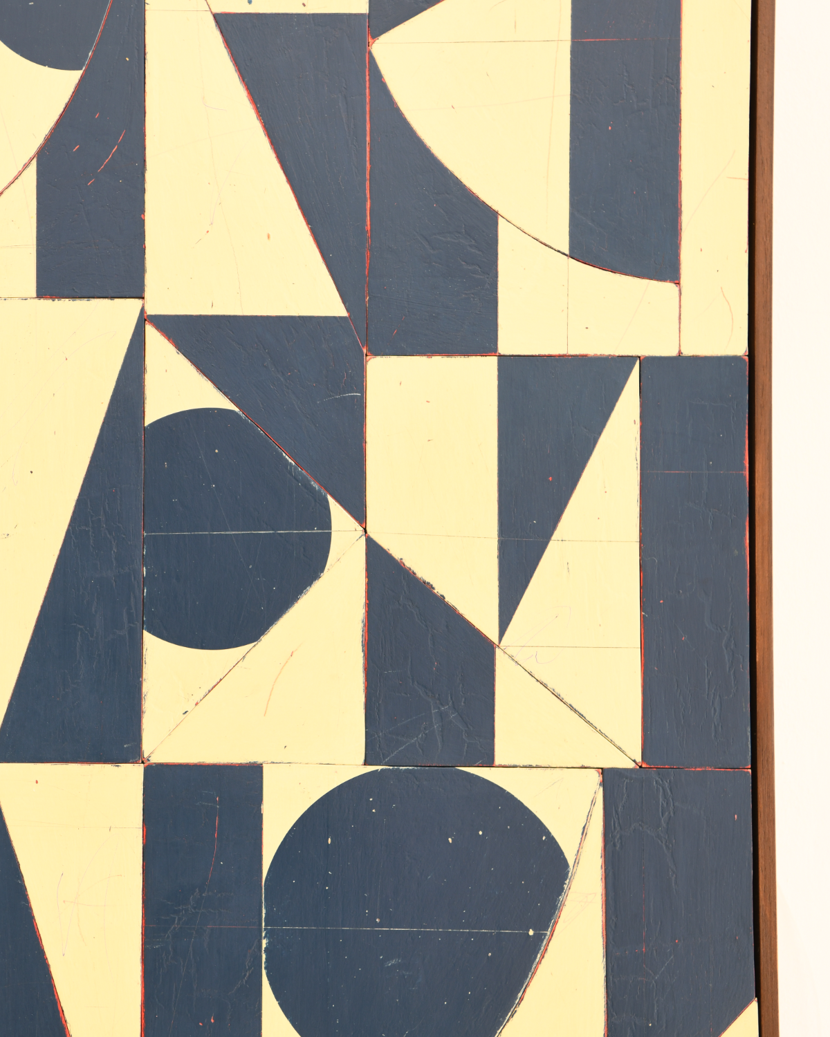 Caress_detail (2).png