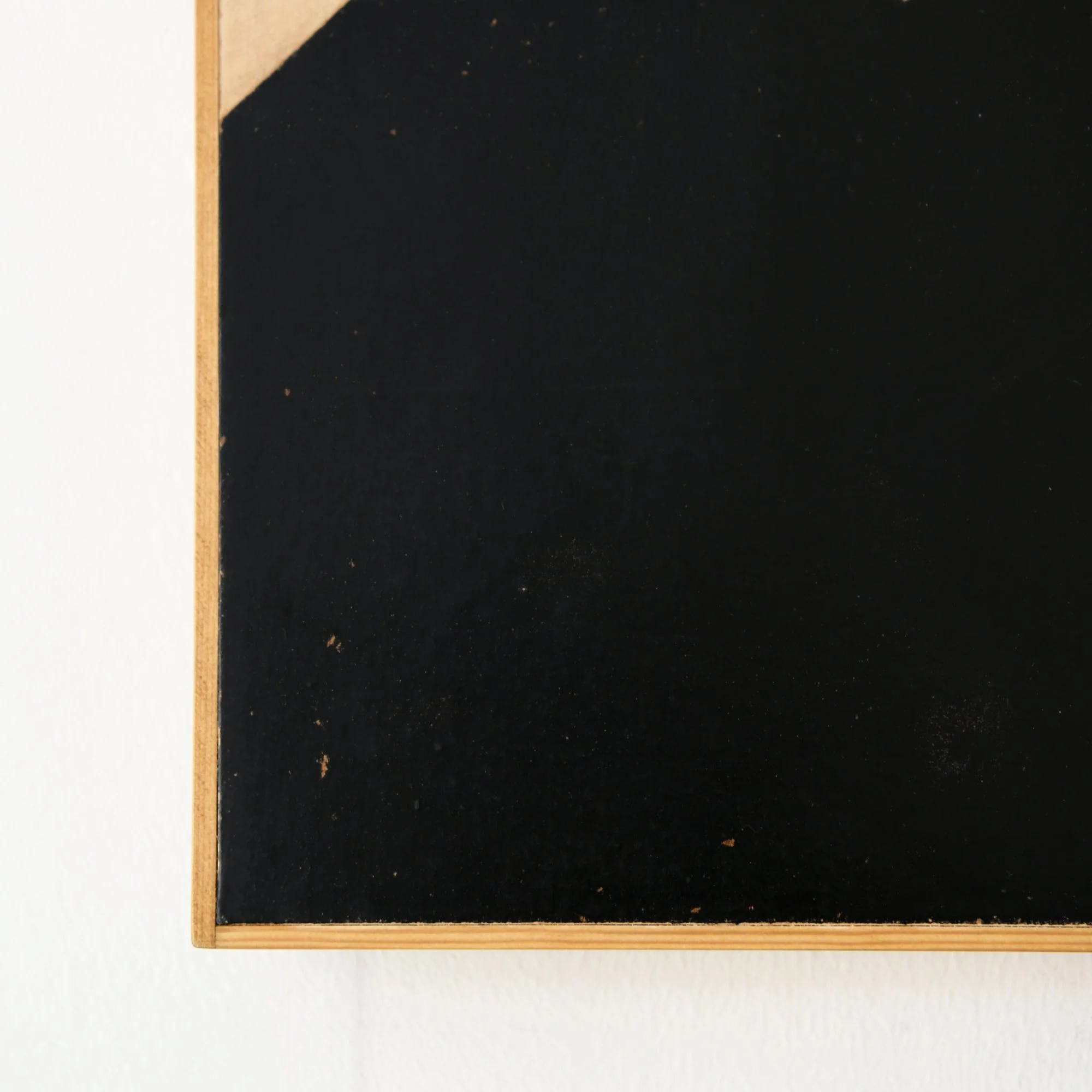 Small black corner.jpg