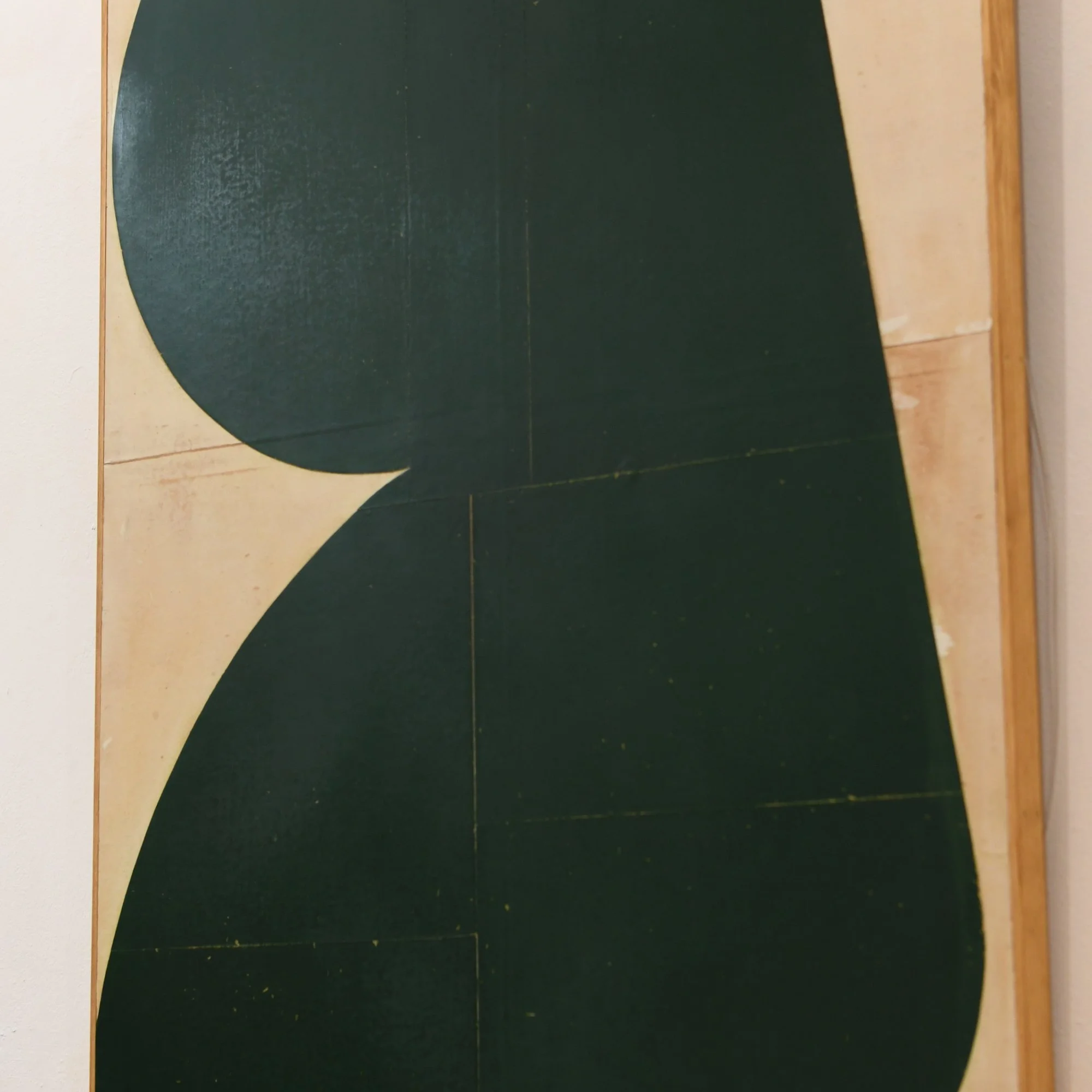 Atom 29 Close Up.jpg