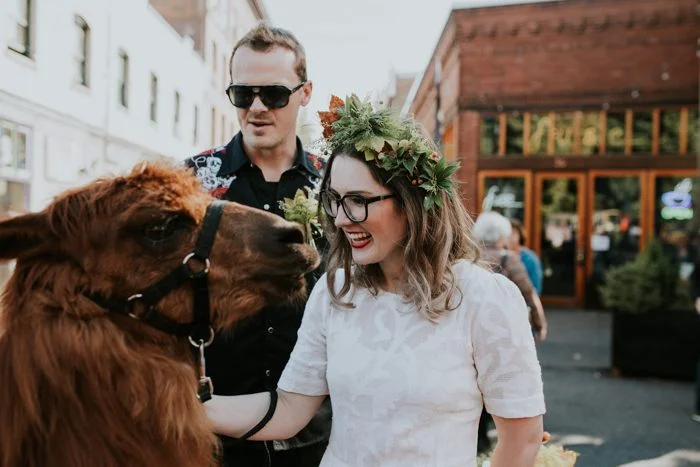 this-couple-celebrated-their-7th-anniversary-with-an-urban-adventure-vow-renewal-in-portland-oregon-jamie-carle-photography-3-700x467.jpg