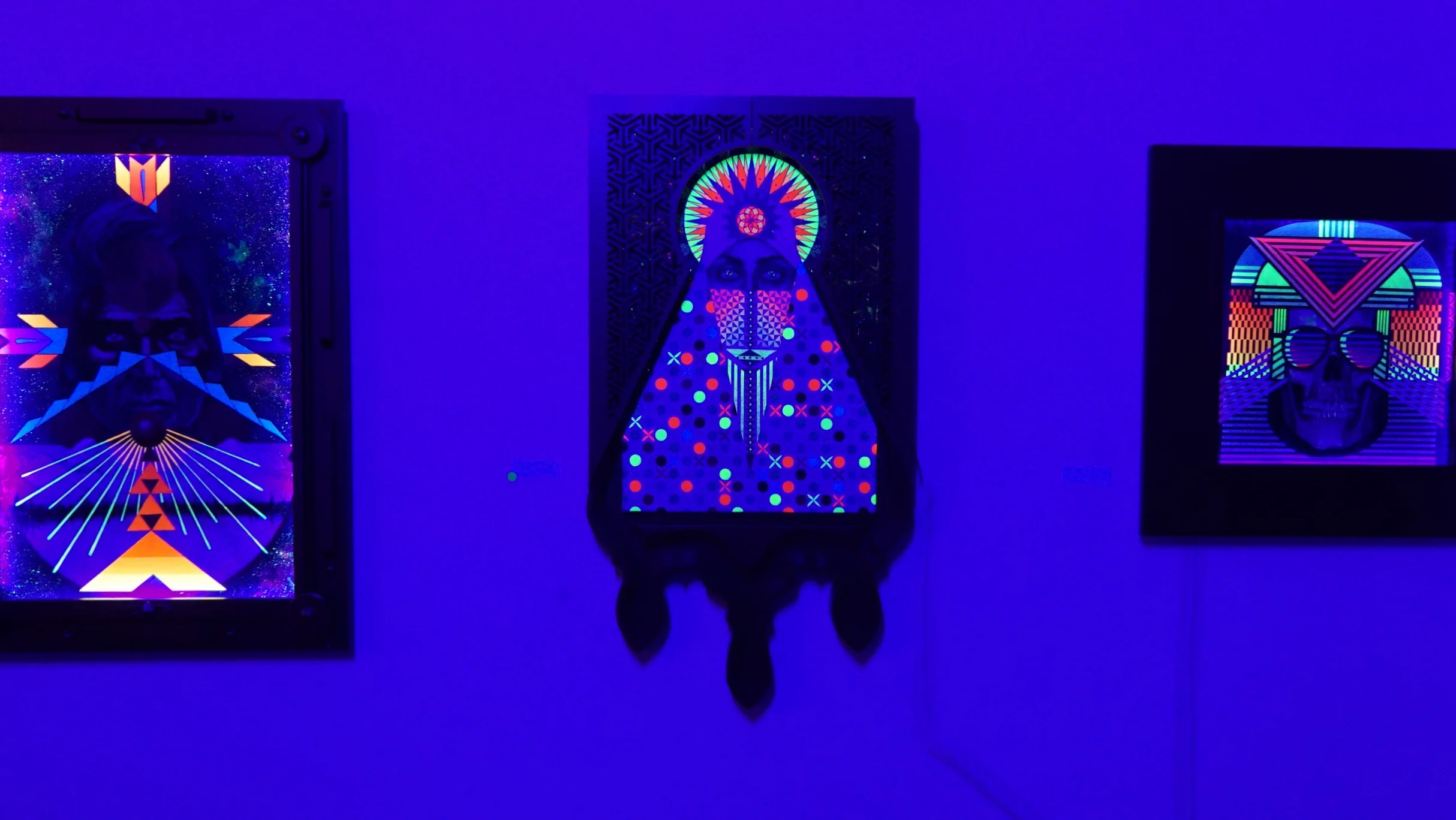 I Will Fight No More, Passage, Space Race with UV lights on
