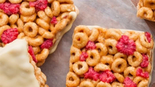 Three Ingredient&nbsp;Cereal Bars