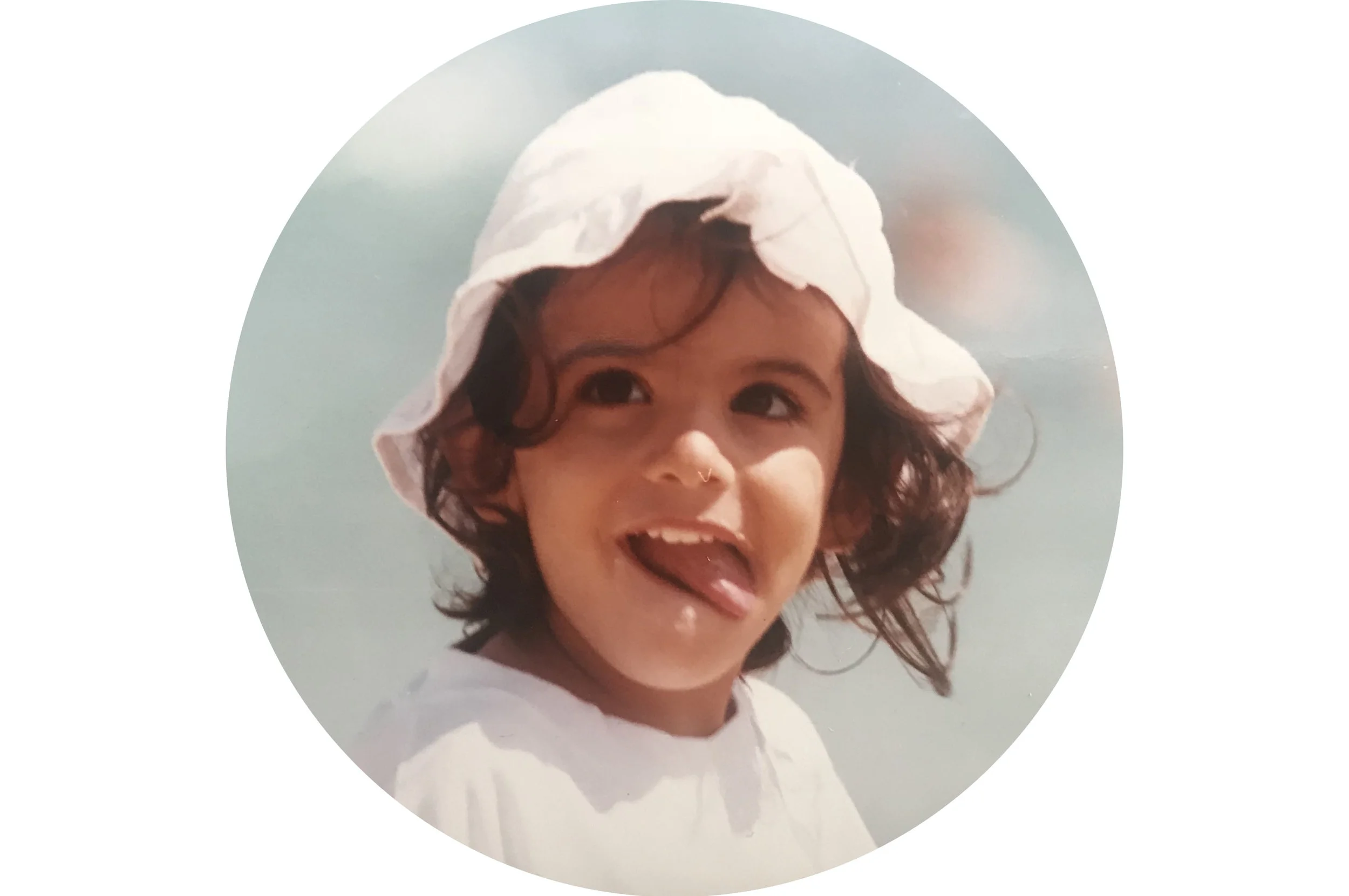 worldwide_buddies_evi_triantafyllides_writer_founder.jpg