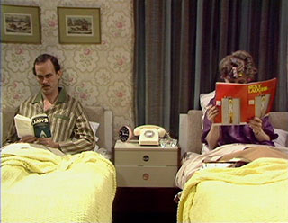 basil_reading_jaws.jpg