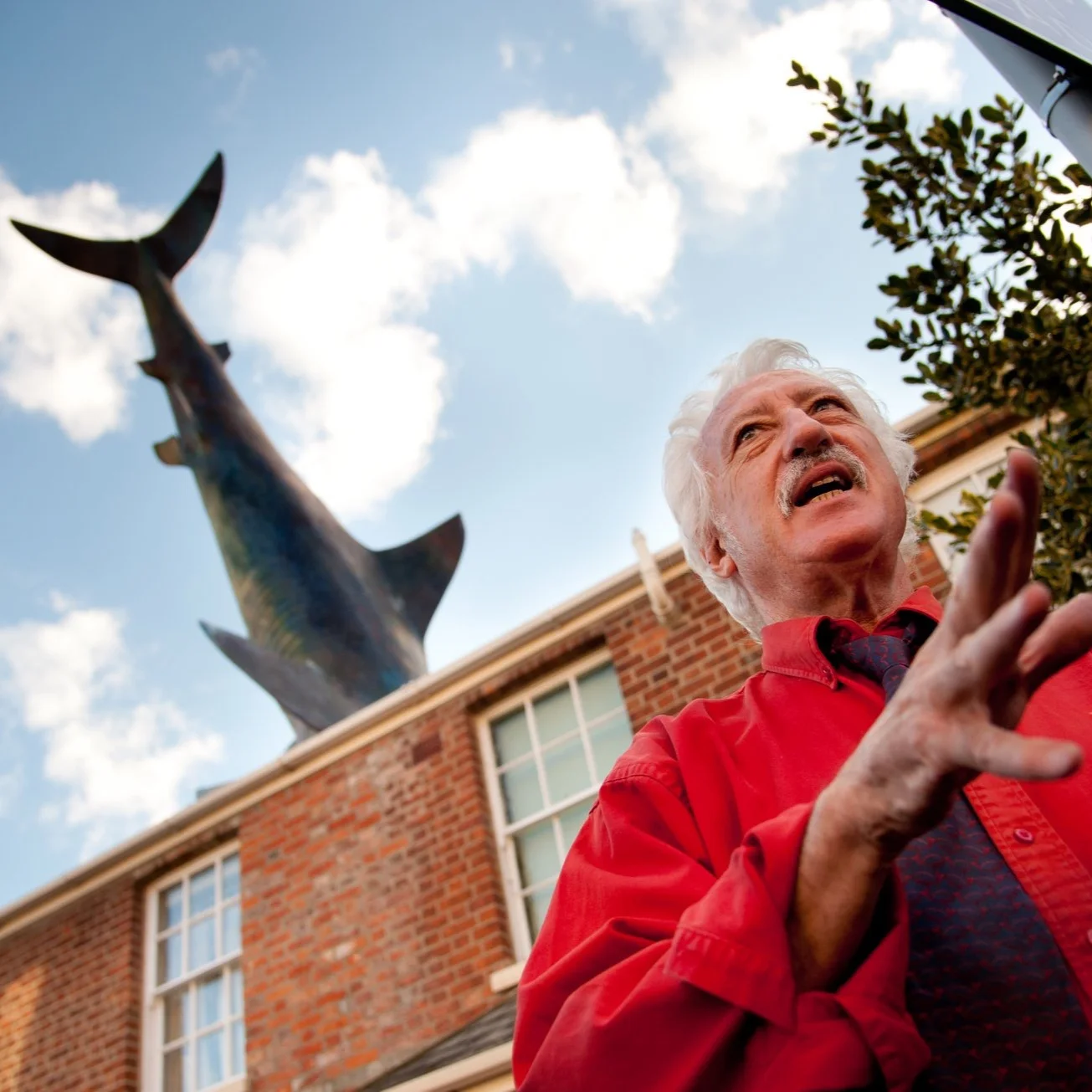 'Shark House Man' Bill Heine dies aged 74