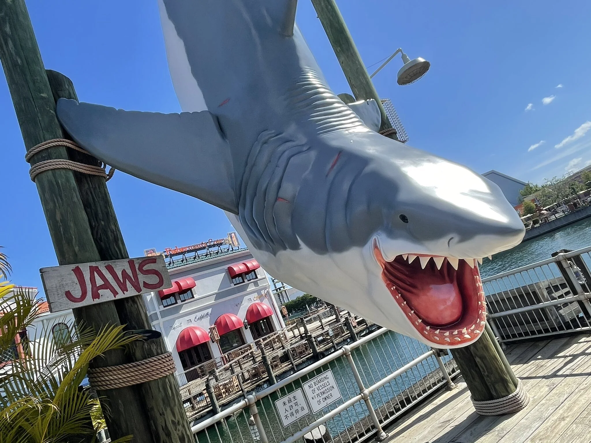 Bruce Photo Op Jaws Shark Is Back At Universal Orlando