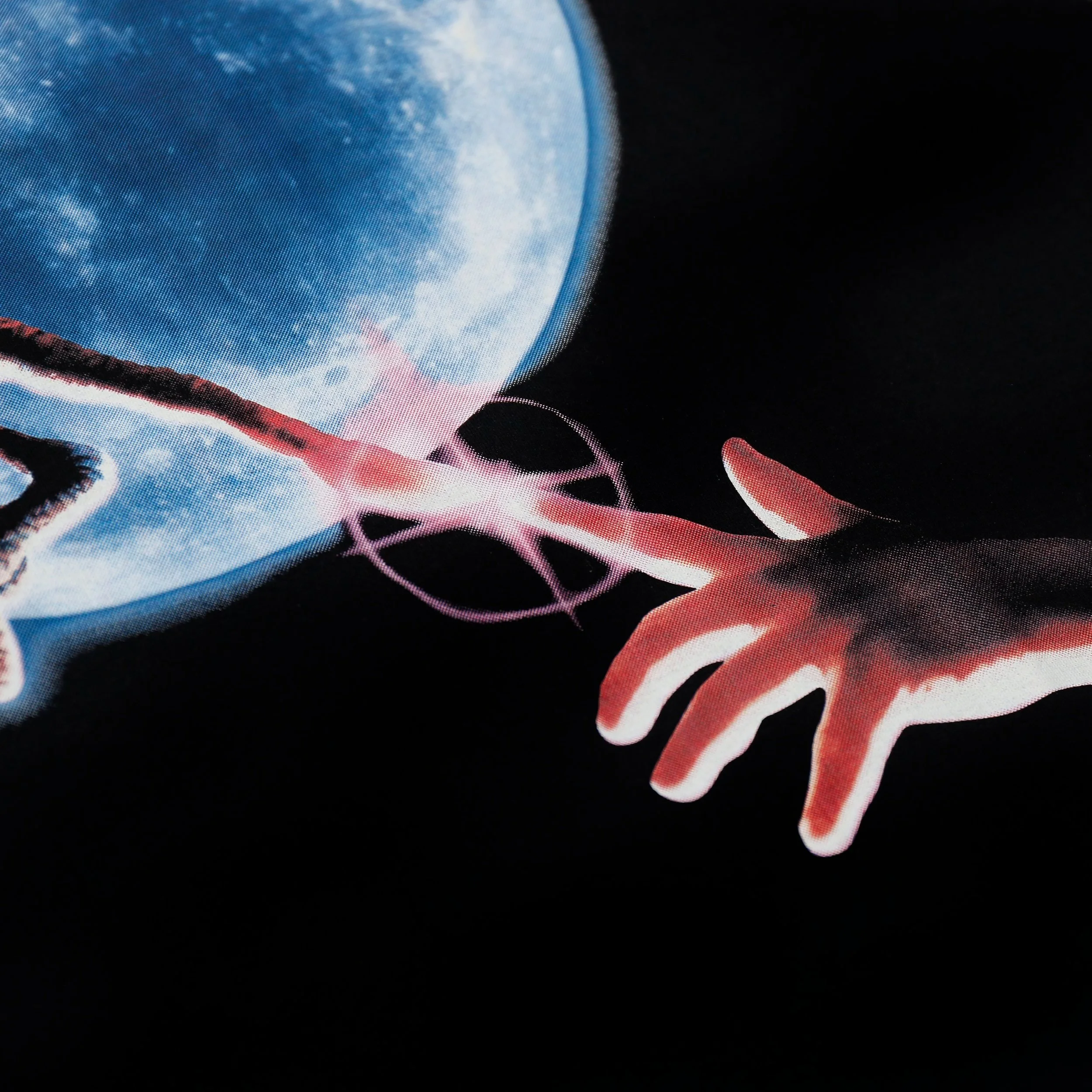 SHOE PALACE RELEASE NEW E.T. INSPIRED APPAREL RANGE