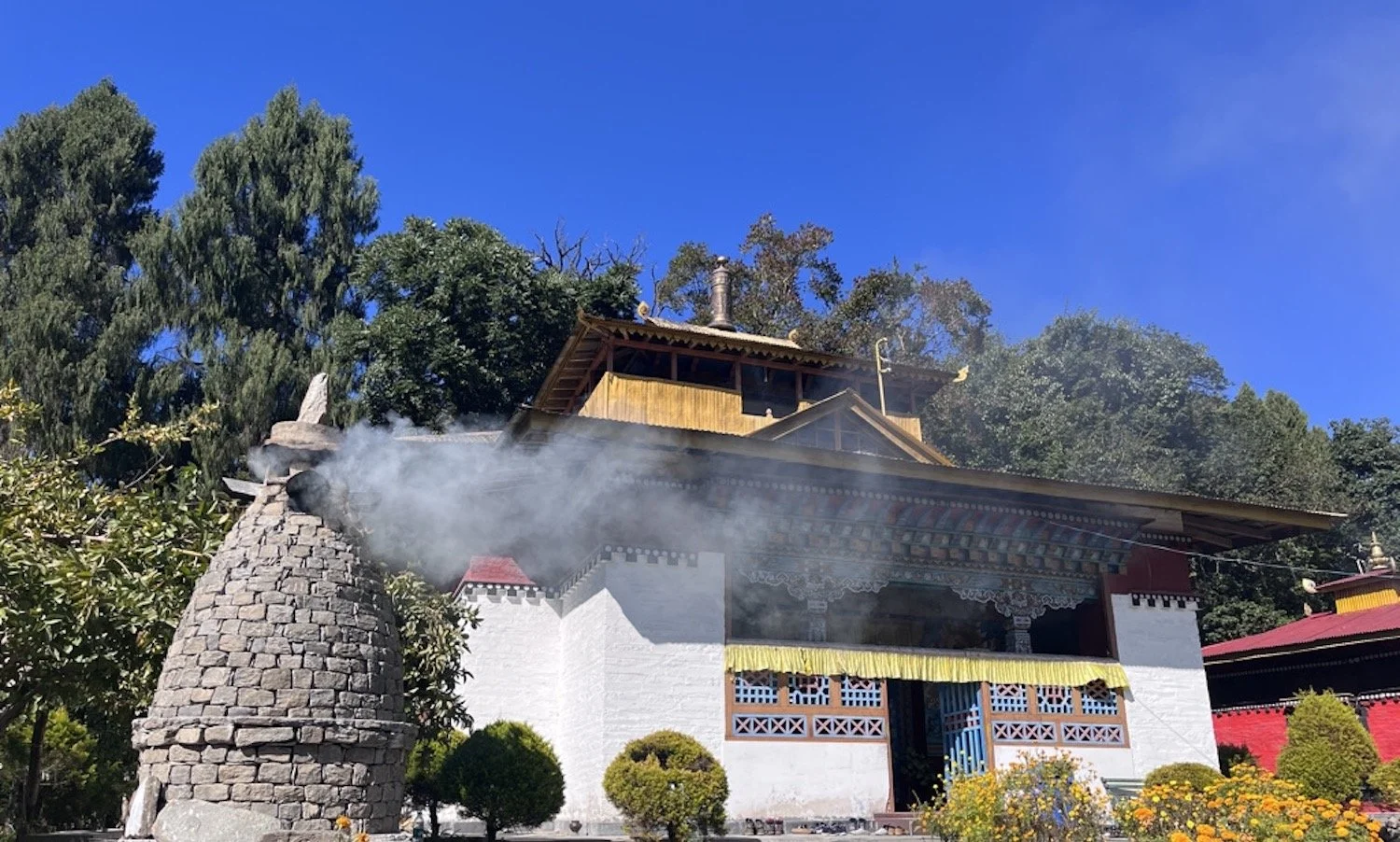 Pèlerinage au Sikkim et pratique intensive du Riwo Sangchö à Drakkar Tashiding