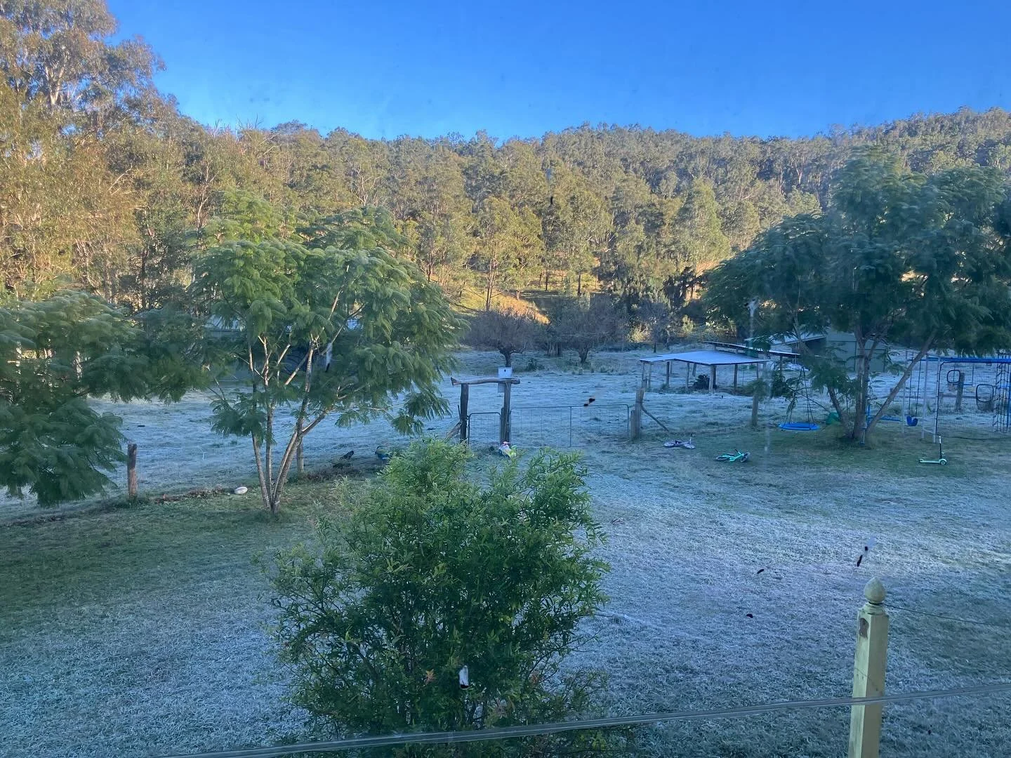 The frosts are here! ❄️ 

It was 4.3&deg;C inside the house this morning&hellip;.!