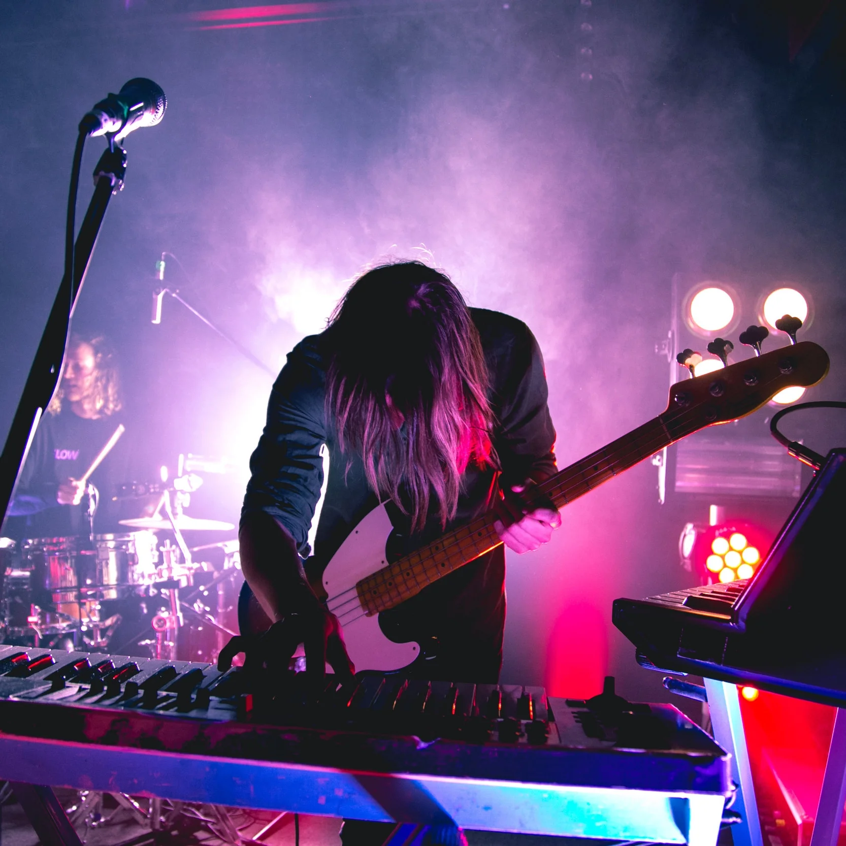 Crooked Colours 'Vera' Tour - The Woolly Mammoth, Brisbane