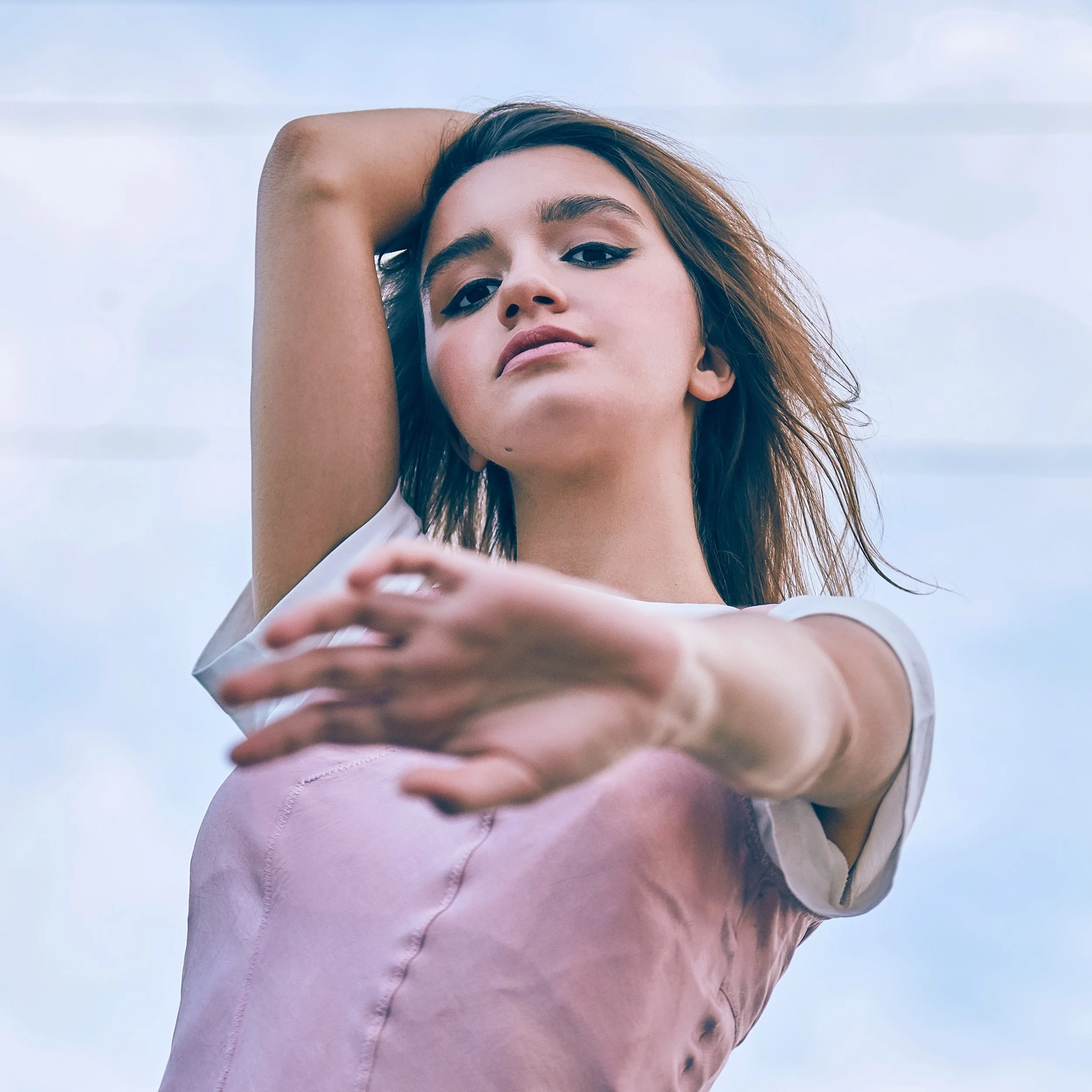 Eves Karydas - Honest and Explorative