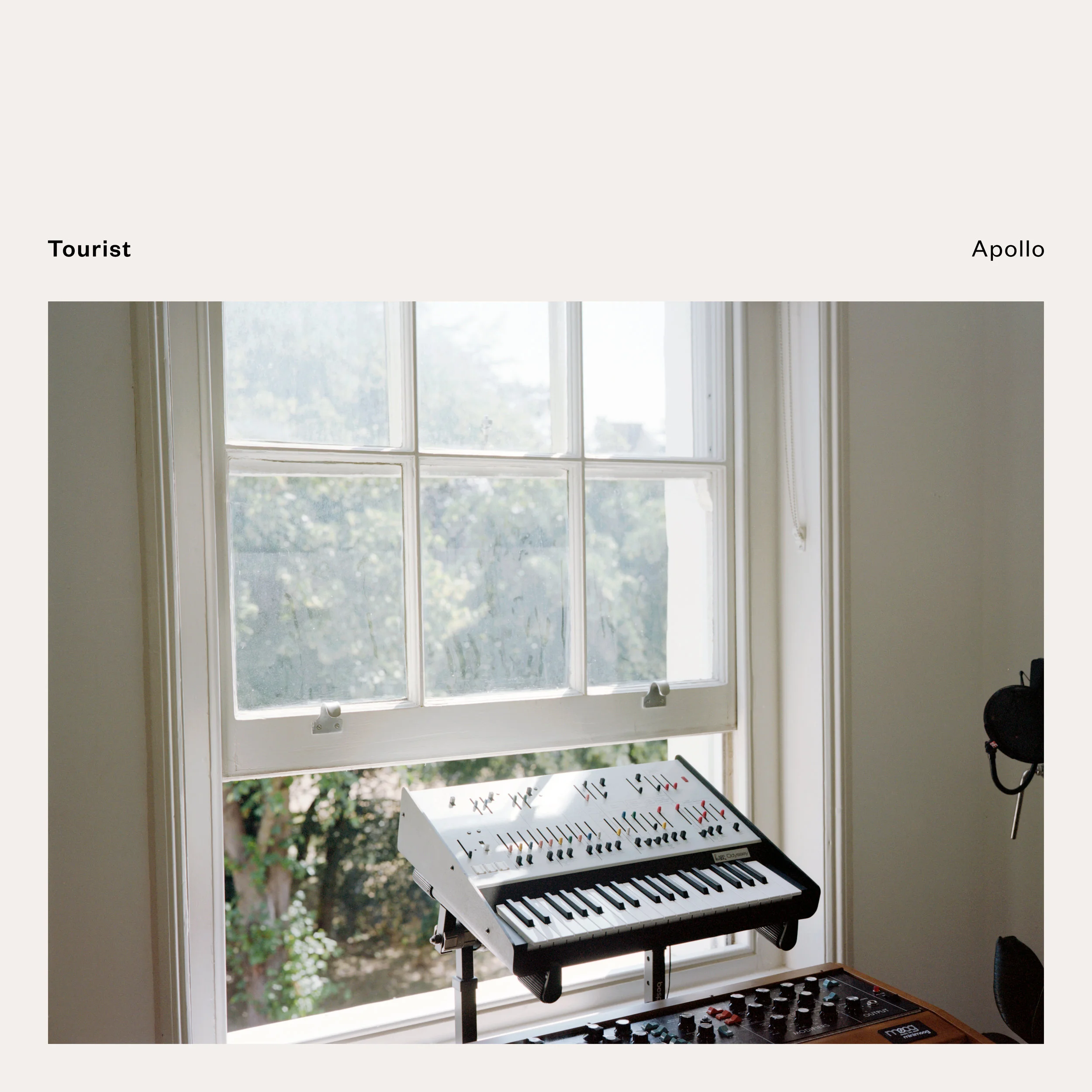 Tourist - Apollo