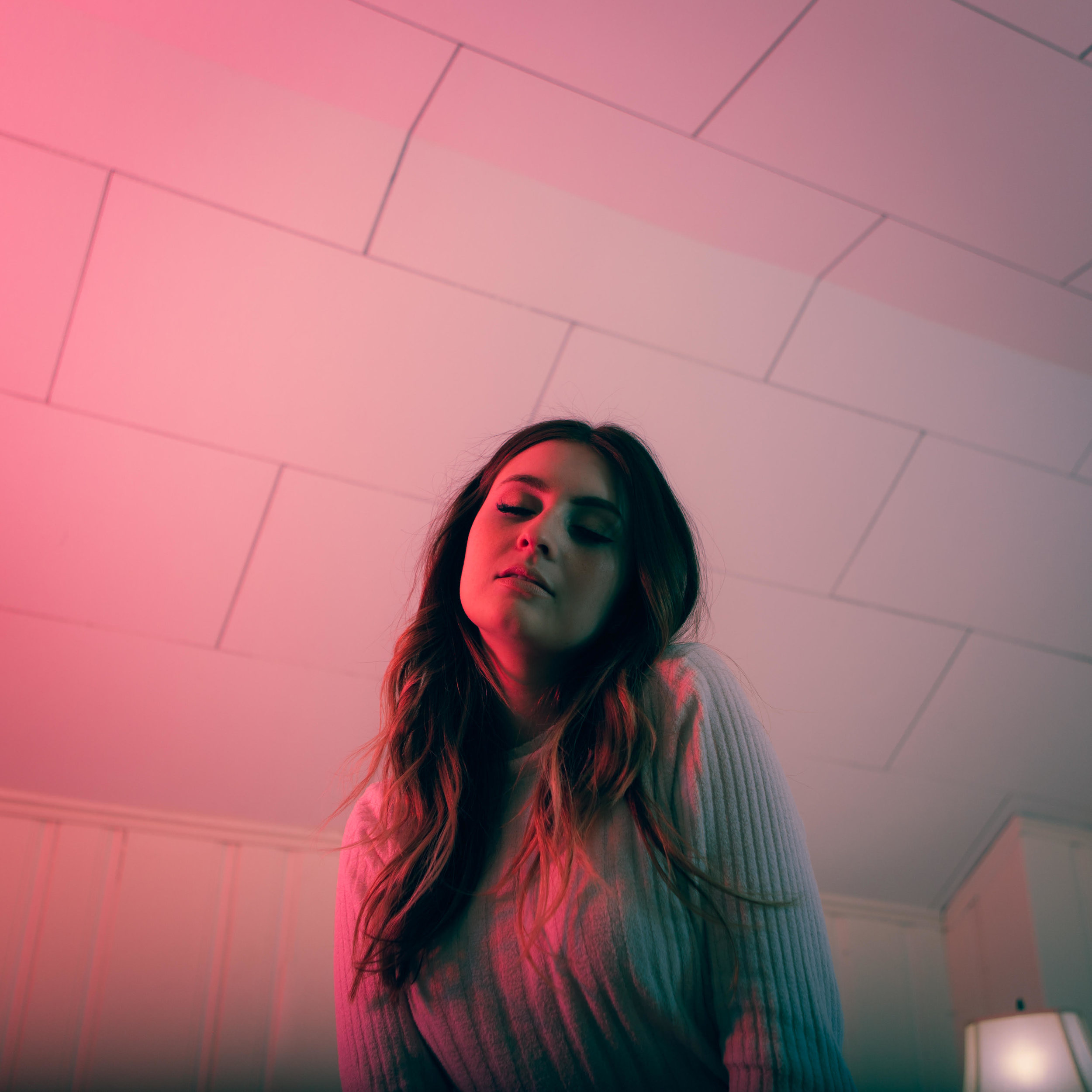 PREMIERE: Savannah Sgro - Moody