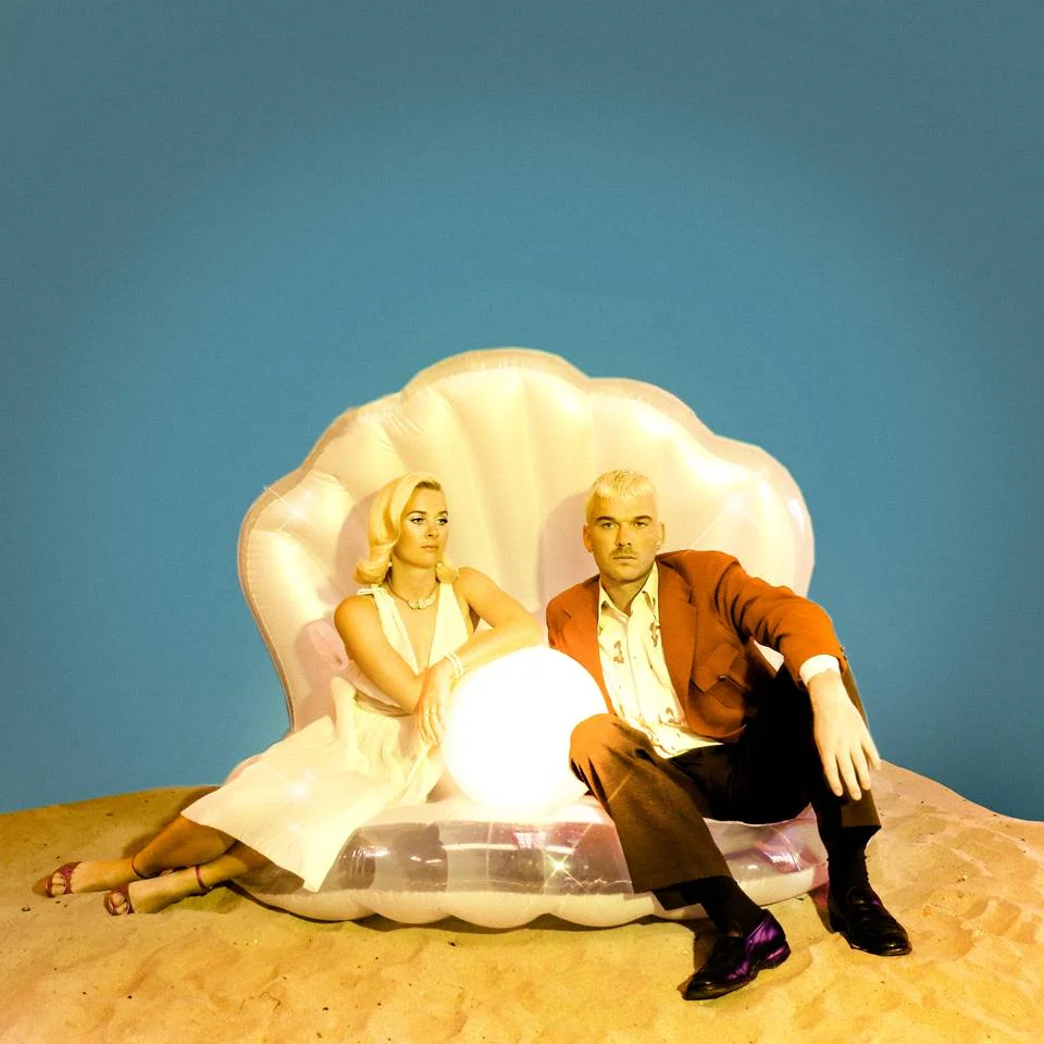 Broods Interview - Pop Music and Sunshine 