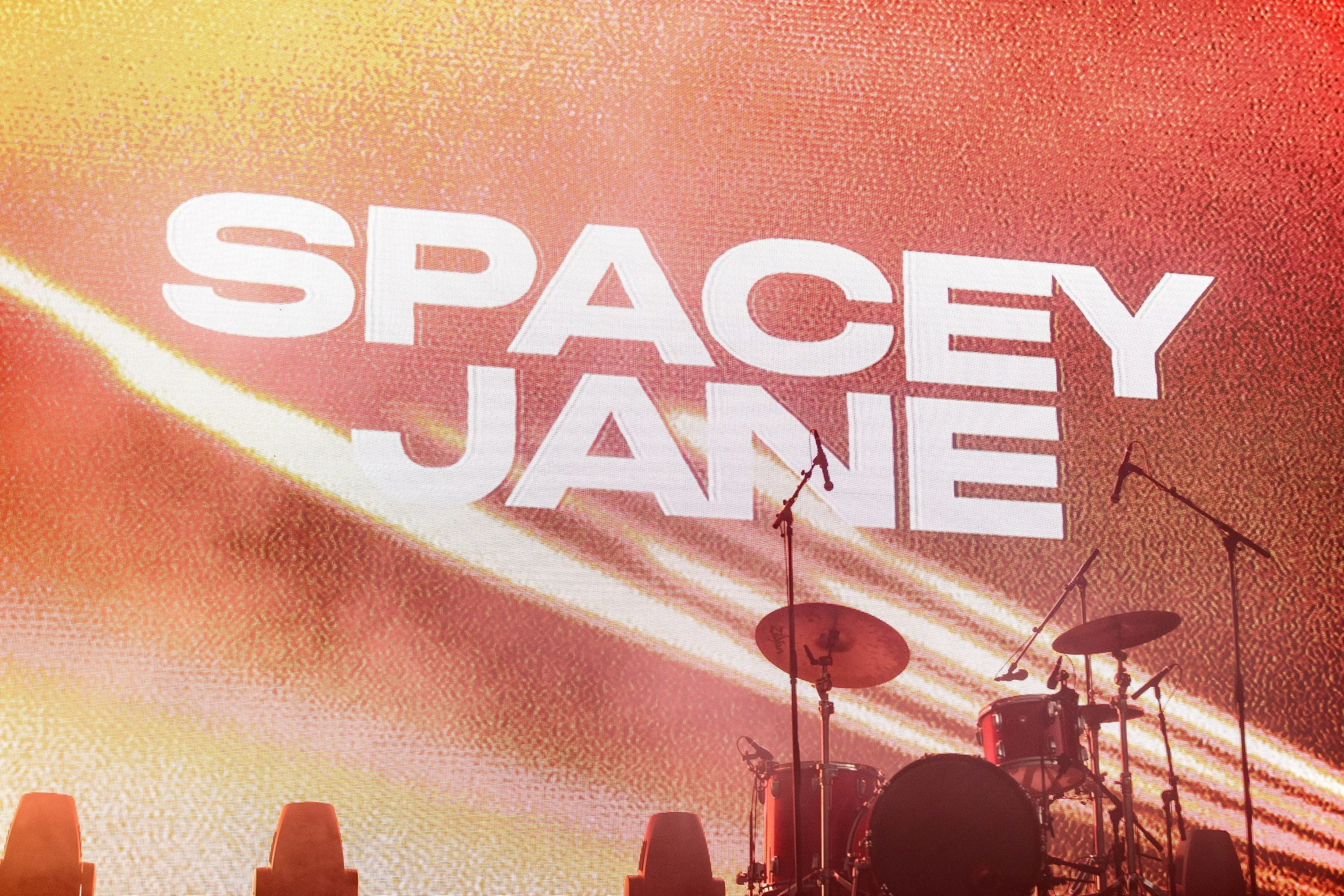 Spacey-Jane-3.jpeg